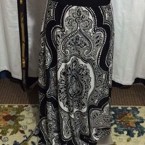 Black and white maxi skirt with sparkles